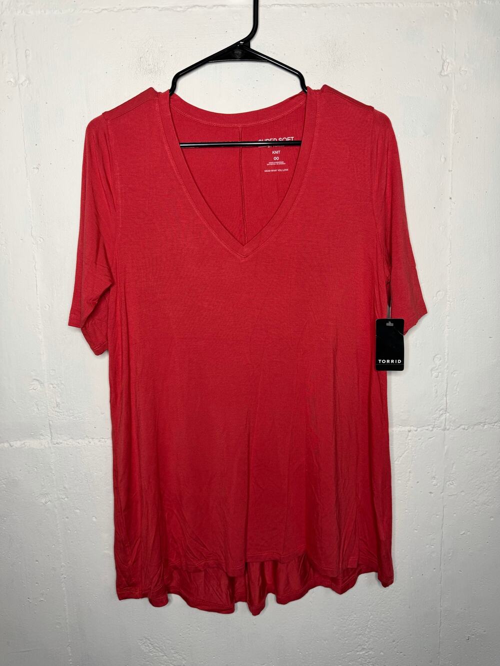 NEW Torrid Womens Favorite Tunic Super Soft Knit V Neck Red Size 00X M/L